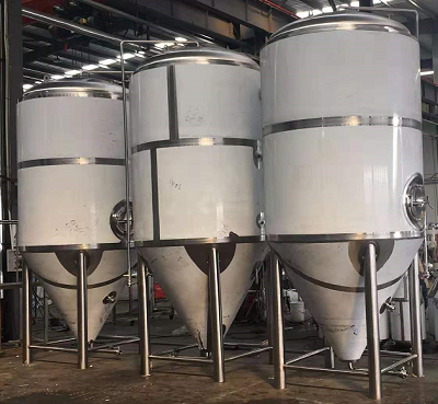 3000升精酿啤酒装备发酵罐.png